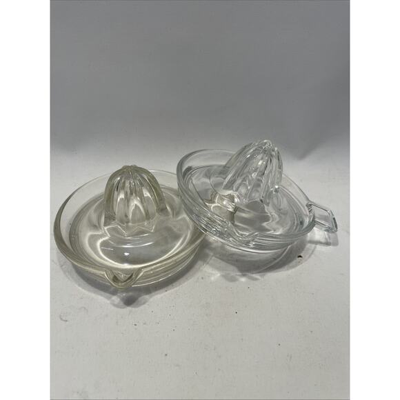 2 X Vtg Clear Depression Glass Juicer Reamer Jar Top Juicer Fits 5" Diameter Top - Picture 1 of 7